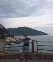 丁凡平 照片