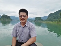 李巨栋 照片