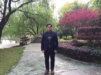 龙义勇 照片