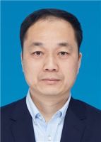 杨鹏 照片