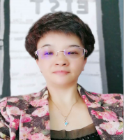 张玲 照片