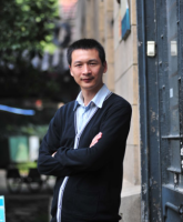 陈亮 照片
