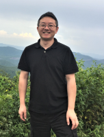 封世文 照片