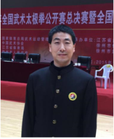 龚江泳 照片