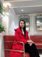 贾灿灿 照片