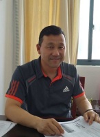 律海涛 照片