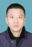王立春 照片