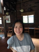岳慧灵 照片