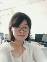易晟 照片