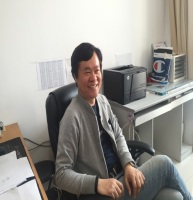 杨晓华 照片
