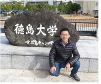 张旭东 照片