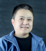 王健 照片