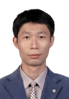 刘涛 照片