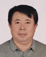 陈维梯 照片