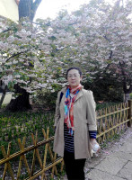 胡迎芬 照片