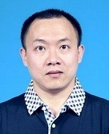 刘华波 照片