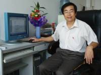 李群 照片