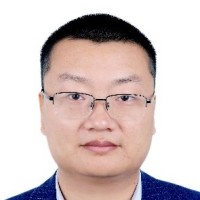 刘霞 照片