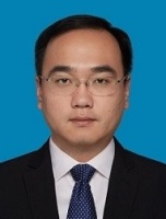 周强 照片