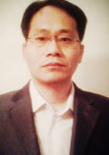解本巨 照片