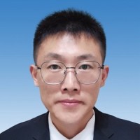 吕浩 照片