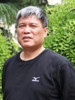 于飞 照片