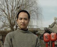 管君章 照片