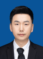 刘丁 照片