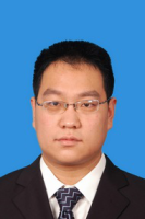 李平亮 照片