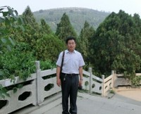李傅山 照片