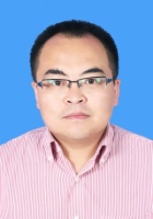 李戬 照片