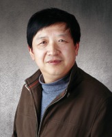 陈秉正 照片