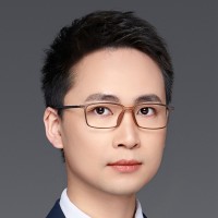 陈翔 照片