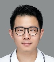 黄立 照片