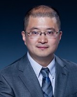 瞿体明 照片