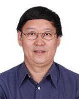 康飞宇 照片