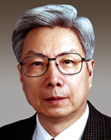 柳百成 照片