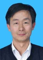 李富 照片