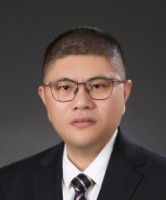 李洪涛 照片