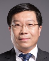 李震 照片