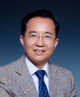 陆建华 照片