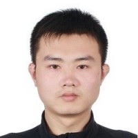 陆跃翔 照片