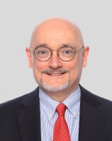 Michael R. Powers(包迈高) 照片