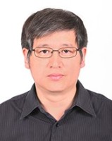 苗伟 照片