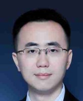 潘思宁 照片