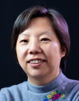 邱彤 照片