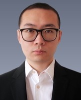 邱寒 照片