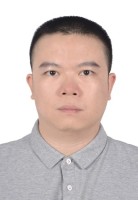 施舒哲 照片