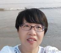 李颖 照片