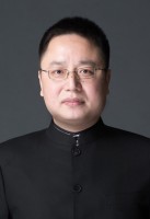 王佳伟 照片
